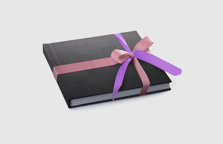 Livre Valentina en cuir noir|Livres Photo - Classiques en Cuir|Livres Photo - Classiques en Cuir|Livres Photo - Classiques en Cuir|Livres Photo - Classiques en Cuir|Livres Photo - Classiques en Cuir|||||